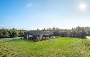 5 Bedroom Cozy Home In Løkken